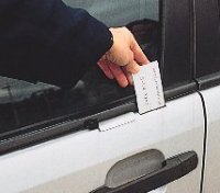 
The smart card that operates the door lock
 (8 Kbytes JPEG)
